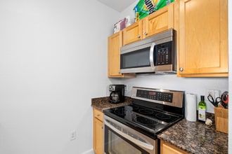 5000 Culbreath Key Way in Tampa, FL - Building Photo - Building Photo