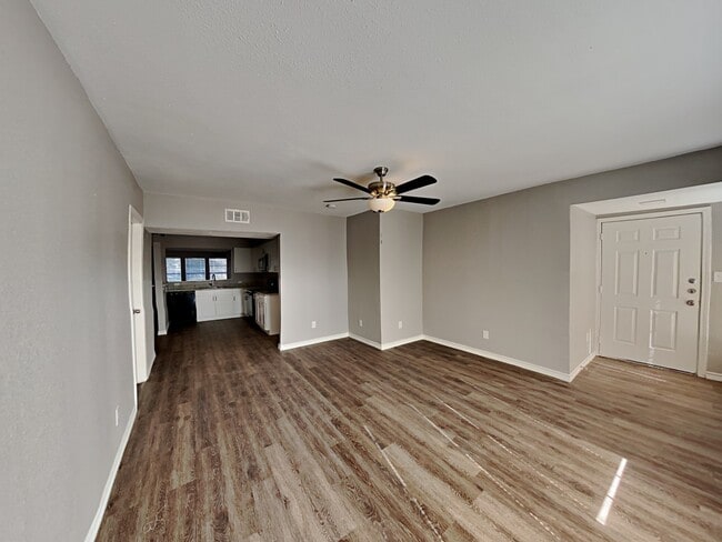 1611 La Manda Blvd in San Antonio, TX - Building Photo - Building Photo