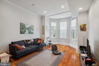 3009 W Girard Ave in Philadelphia, PA - Building Photo - Building Photo