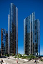 Cirrus Condominiums in Chicago, IL - Building Photo - Building Photo