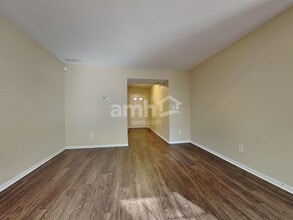 5426 Alameda Rd in Indianapolis, IN - Building Photo - Building Photo