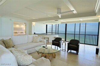 10951 Gulf Shore Dr in Naples, FL - Foto de edificio - Building Photo