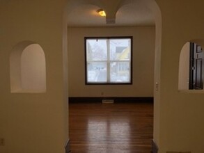 512 Beaumont St E in St. Paul, MN - Building Photo - Building Photo