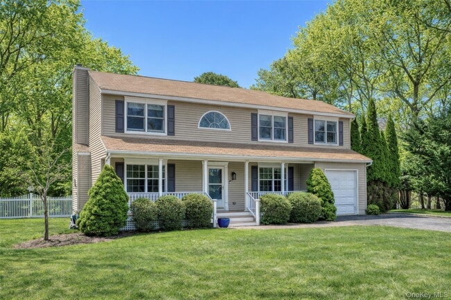 property at 9 Deborah Dr