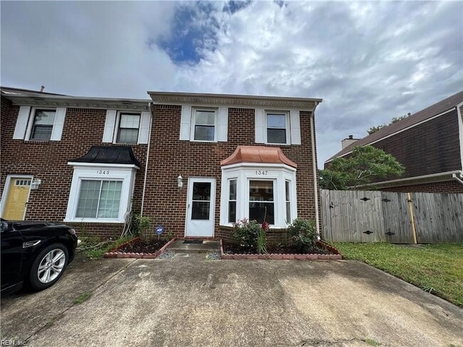1347 Battleford Dr in Virginia Beach, VA - Building Photo - Building Photo