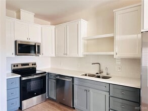 25 S Kerala Ave in Edinburg, TX - Building Photo - Building Photo