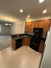 622 Arcadia Dr in Hayward, CA - Building Photo - Building Photo