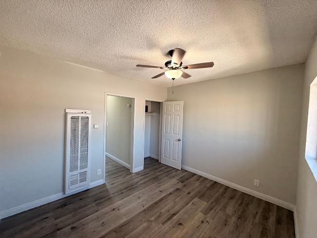 8100 S Western Ave in Los Angeles, CA - Building Photo - Building Photo