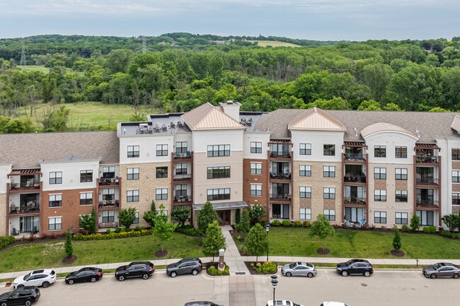Poplar Creek NorthTown in Brookfield, WI - Building Photo - Building Photo