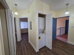 515 Villa Del Sol Cir in Orlando, FL - Foto de edificio - Building Photo