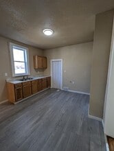 1618 Savannah Ave in St. Joseph, MO - Building Photo - Building Photo