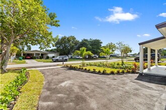 15920 NW 17th Ave in Miami Gardens, FL - Building Photo - Building Photo