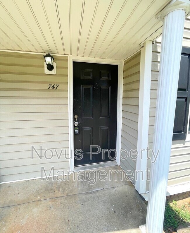 747 South St in Carrollton, GA - Building Photo - Building Photo