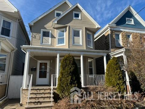 property at 399 Park Ave