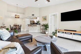 2009 SE 10th Ave in Fort Lauderdale, FL - Building Photo - Building Photo