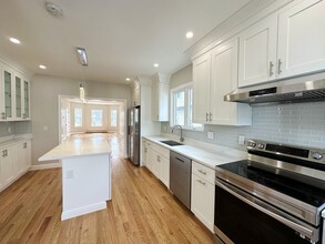 16 Baldwin St in Malden, MA - Building Photo - Building Photo