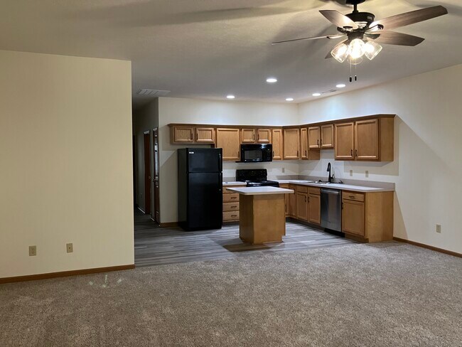 1023 Laurel Tree Ct, Unit B in Troy, OH - Building Photo - Building Photo