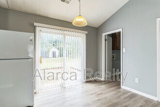 2200 Salisbury Hwy in Statesville, NC - Building Photo - Building Photo