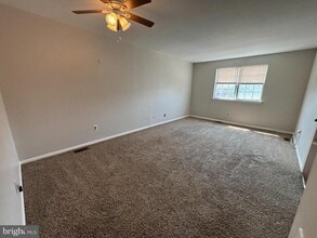 813 Christopher Pl in Primos, PA - Building Photo - Building Photo