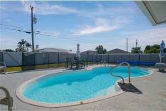 626 SW 25th Terrace in Cape Coral, FL - Building Photo - Building Photo