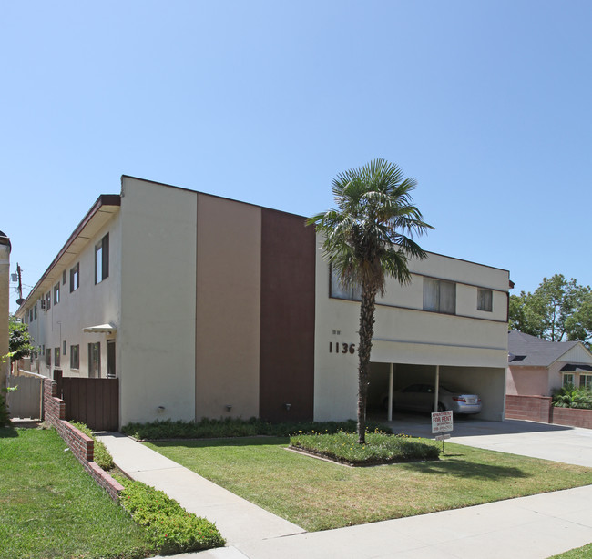 1136 Spazier Ave in Glendale, CA - Foto de edificio - Building Photo