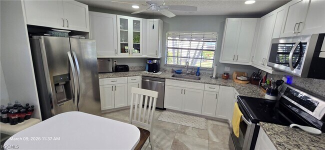 9595 Halyards Ct in Ft. Myers, FL - Building Photo - Building Photo