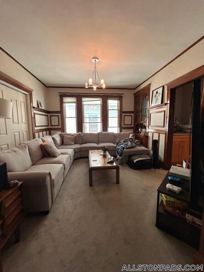 101 Glenville Ave