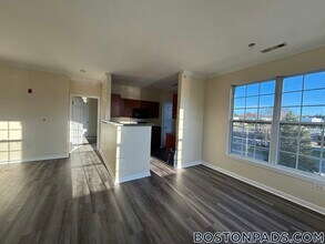 311 Lowell St in Andover, MA - Building Photo - Building Photo