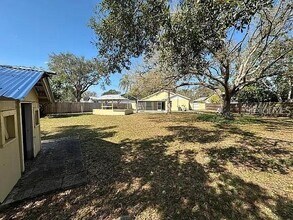 13624 Laraway Dr in Riverview, FL - Building Photo - Building Photo