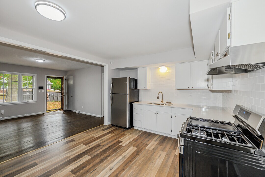 4065 Foxe Basin Rd in Lexington, KY - Building Photo