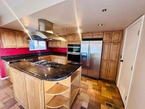 1170 Rayburn Dr in Reno, NV - Building Photo - Building Photo