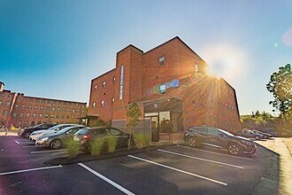 75 Commercial St in Brockton, MA - Building Photo - Building Photo