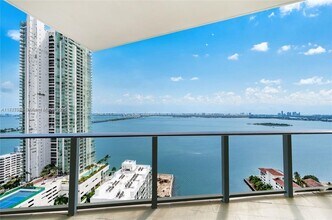 460 NE 28th St in Miami, FL - Building Photo - Building Photo
