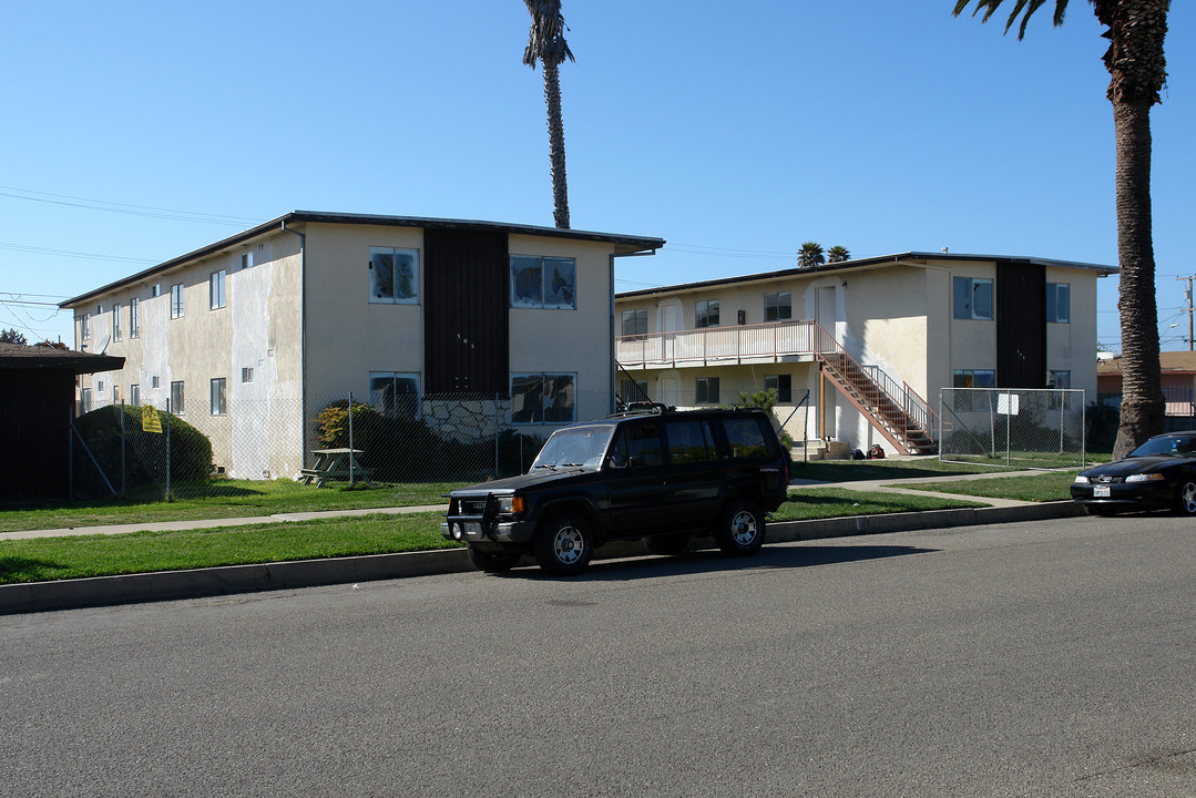 305-309 N K St in Lompoc, CA - Building Photo