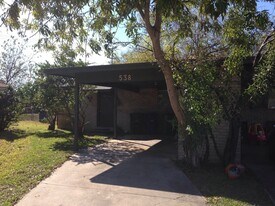 540 Southtrail Dr in San Antonio, TX - Building Photo
