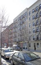 240 E 119th St in New York, NY - Foto de edificio - Building Photo