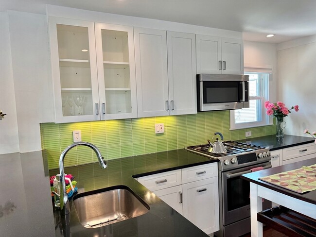 property at 9 Cottage Park Ave