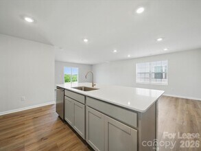 13300 Hampton Bay Ln in Charlotte, NC - Building Photo - Building Photo