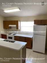 174 N Walleye Dr in Davenport, FL - Building Photo - Building Photo