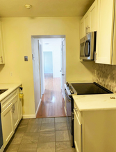31 Chelsea St, Unit 1R in Boston, MA - Building Photo - Building Photo