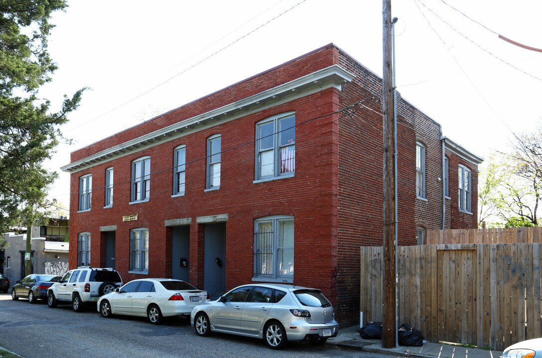 411 Smith St in Richmond, VA - Building Photo