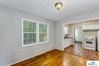 7131 E Gilbert St in Wichita, KS - Building Photo - Building Photo