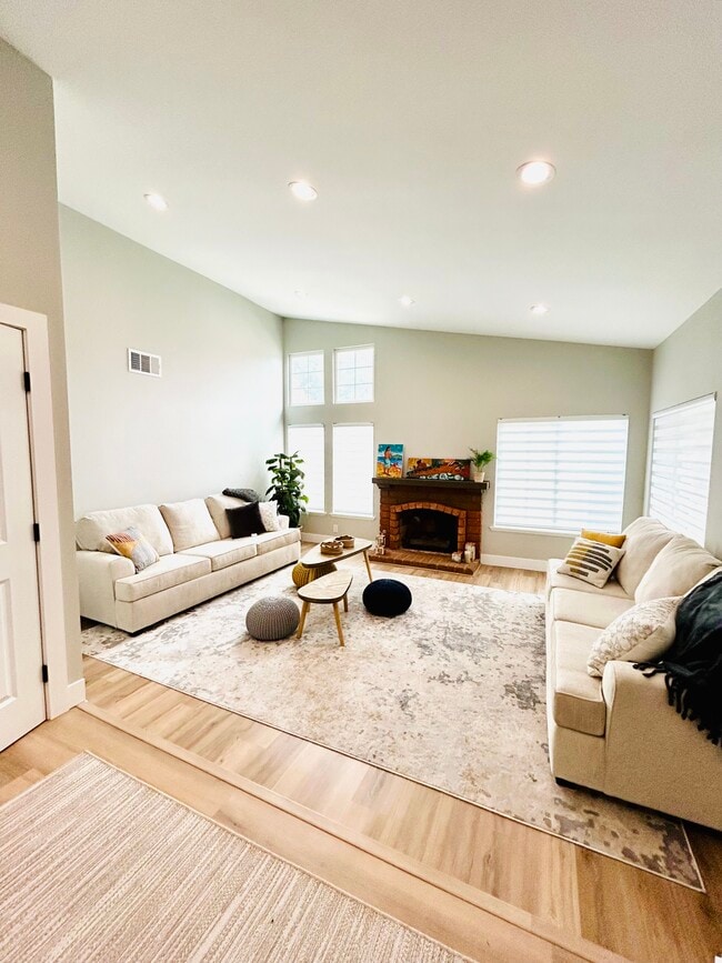 property at 25 Sundance Dr