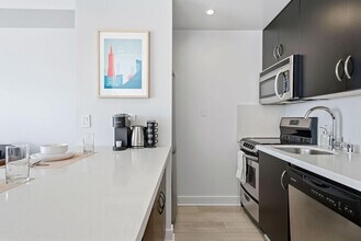 899 Pine St in San Francisco, CA - Building Photo - Building Photo