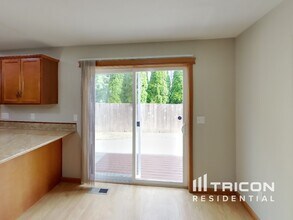 4614 28th Ave SE in Lacey, WA - Building Photo - Building Photo