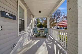 146 W Seaview Ave in Norfolk, VA - Building Photo - Building Photo