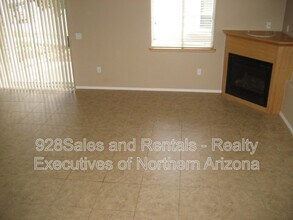 4446 E Savannah Cir in Flagstaff, AZ - Building Photo - Building Photo