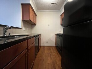 2516 Cranbrook Ln in Charlotte, NC - Building Photo - Building Photo