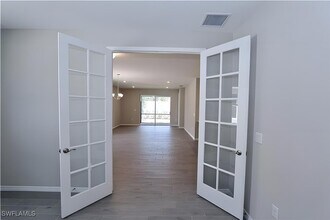 1264 Enbrook Lp in Naples, FL - Building Photo - Building Photo