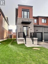 149 Gateland Dr in Barrie, ON - Building Photo - Building Photo